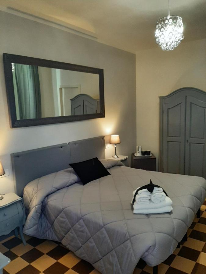 B&B Principe Calaf 3 Lucca Exteriér fotografie