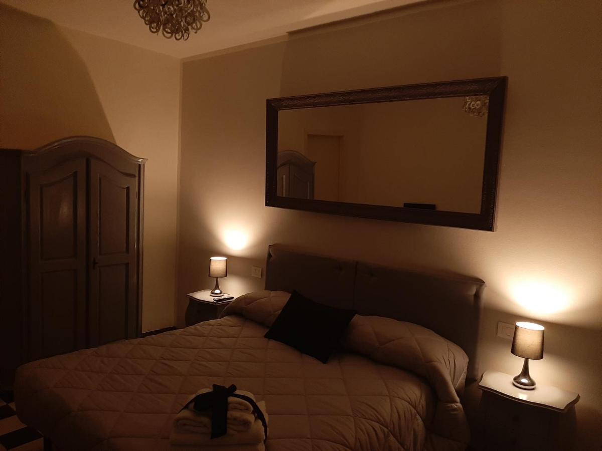 B&B Principe Calaf 3 Lucca Exteriér fotografie